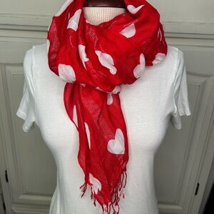 Red Heart Pattern Scarf